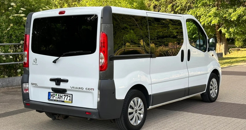 Opel Vivaro cena 49900 przebieg: 220000, rok produkcji 2012 z Wrocław małe 704